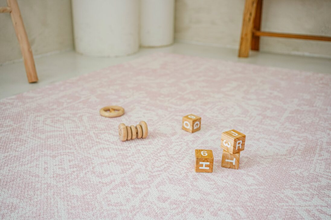 משטח פעילות - IKAT - Inca Pink